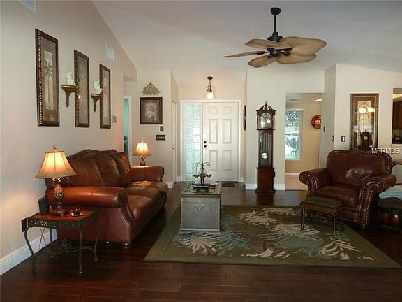 3rd image of 2668 Savoy Ln