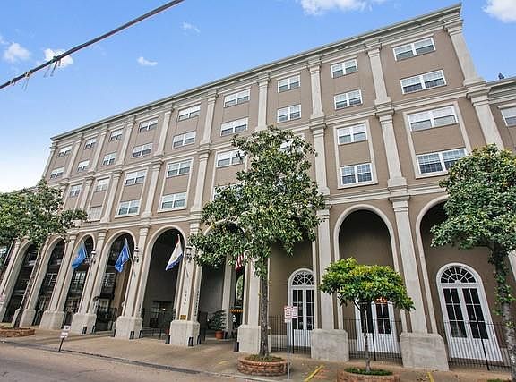 2nd image of 1750 Saint Charles Ave APT 208