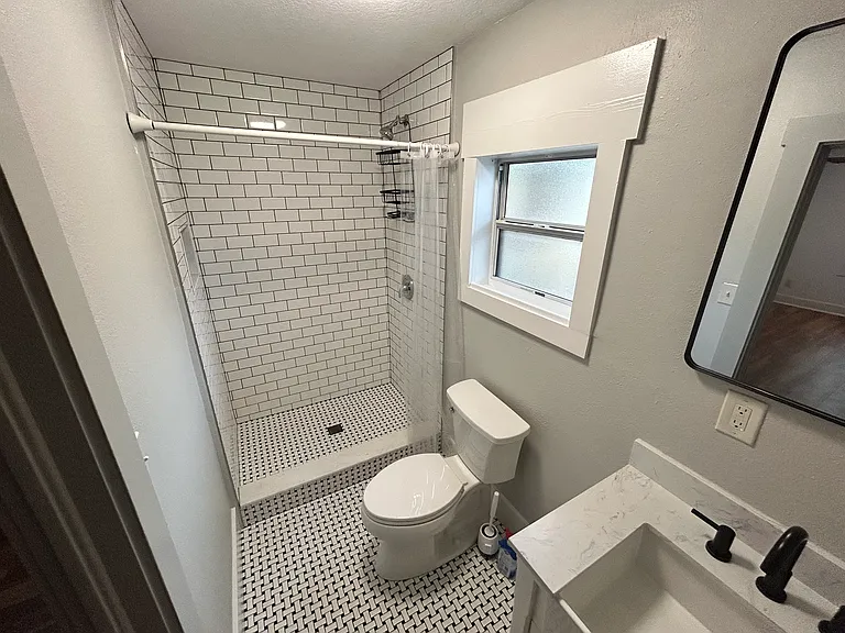 2415 11th St N #1 — Photo 9