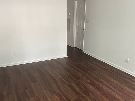 2nd image of 2911 3rd Ave APT 1