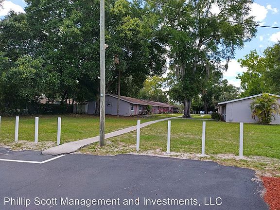 2nd image of 1311 Morris Park