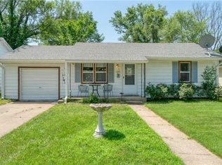 1745 Main St, Osawatomie, KS 66064