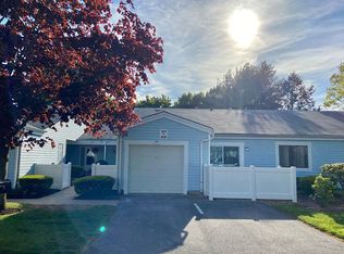 304 Bentley Ct W, Saint James, NY 11780