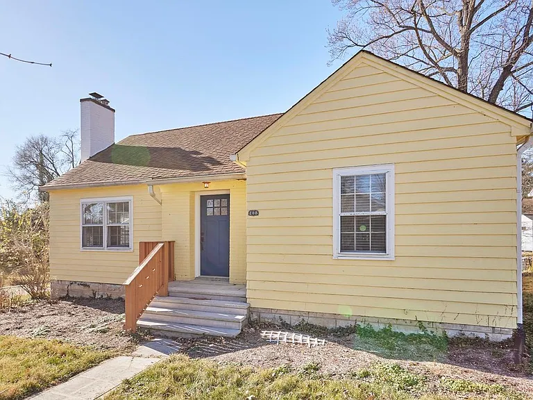 208 S Clark St — Photo 17