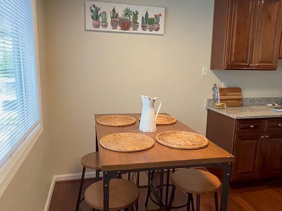 4th image of 18235 73rd Ave NE #8