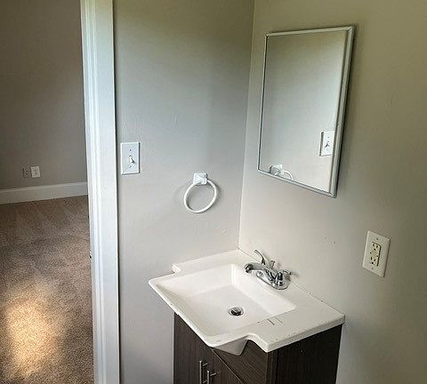 5th image of 4104 Sunflower Cir #4104