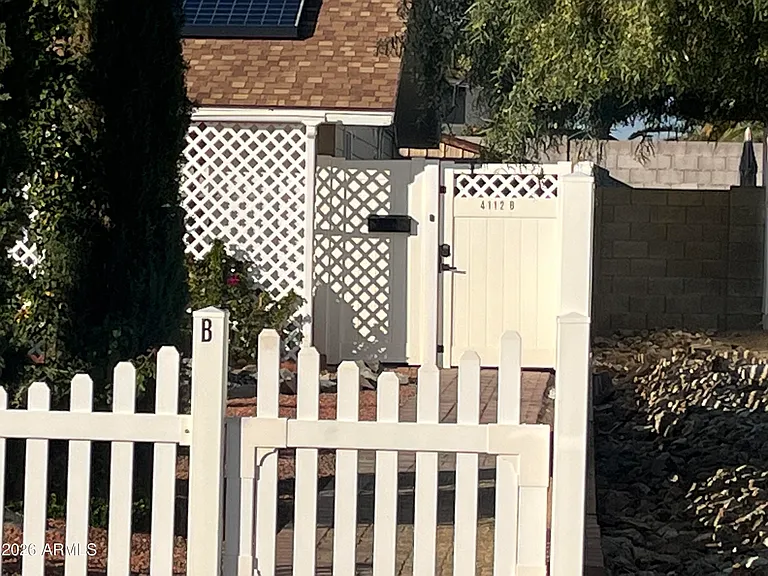 4112 W Hearn Rd — Photo 3