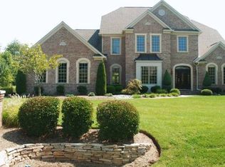 10401 Shepherds Crook Ct, Potomac, MD 20854
