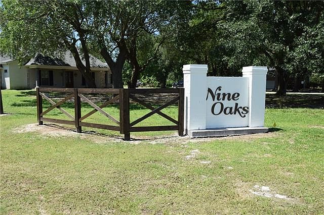 2nd image of 7720 Nine Oaks Ln