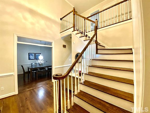 3rd image of 500 Hardscrabble Dr