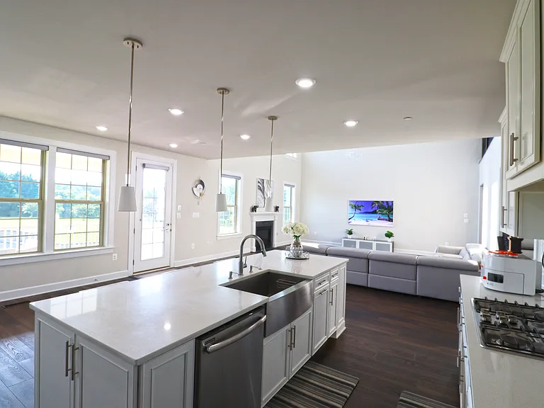 1040 Stepping Pl — Photo 26