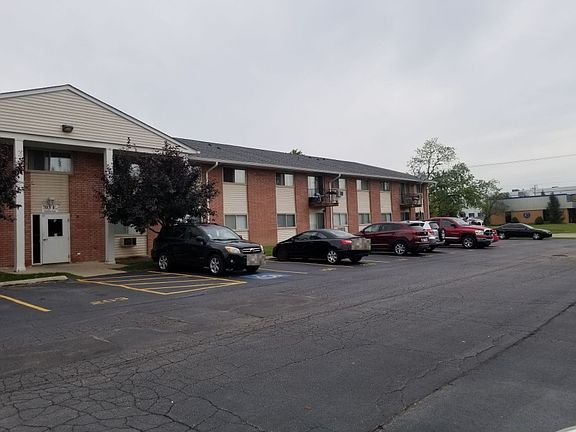2nd image of 703 E Fullerton Ave #U