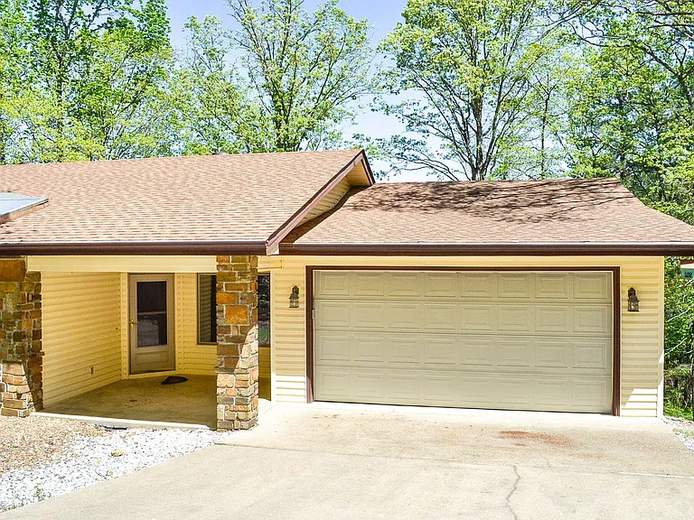 46 Acceso Cir — Photo 40