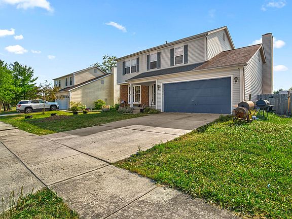 3rd image of 1590 Saffron Dr