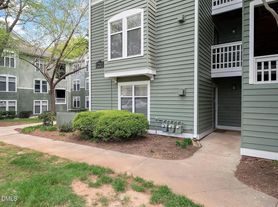 1211 Westview Ln, Raleigh, NC