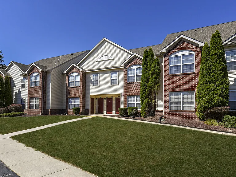 Iron Ridge and Stonegate Apartments — Photo 35