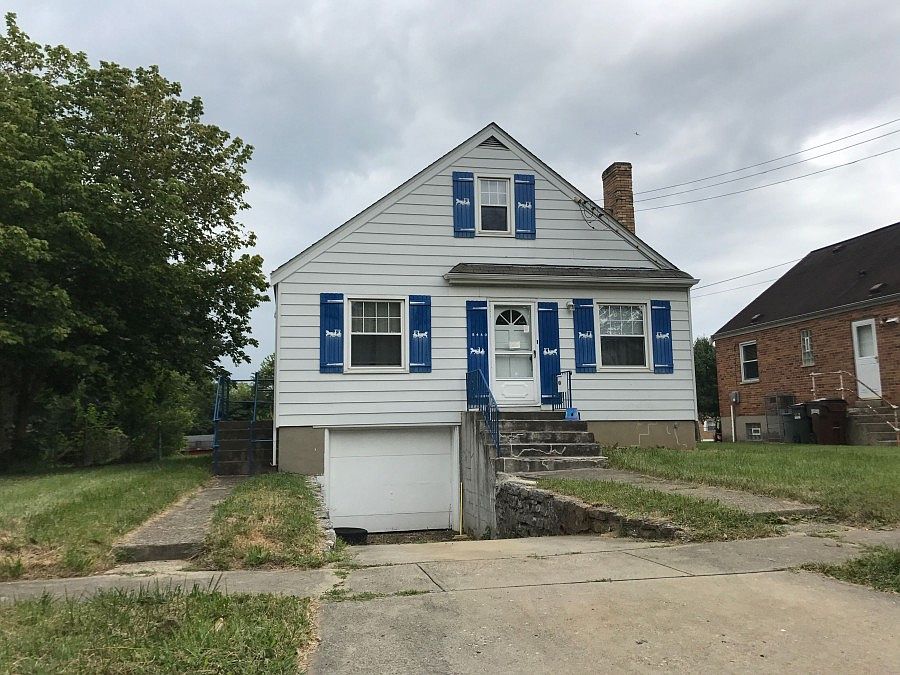1st image of 8440 Royal Heights Dr