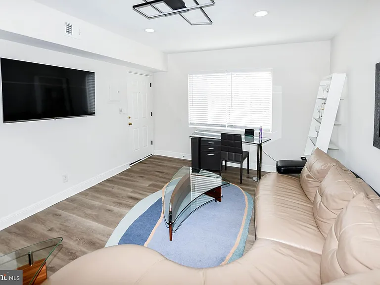 554 Newcomb St SE #4 — Photo 11