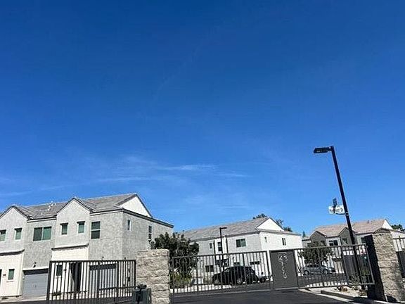 2nd image of 2280 W Harmont Dr