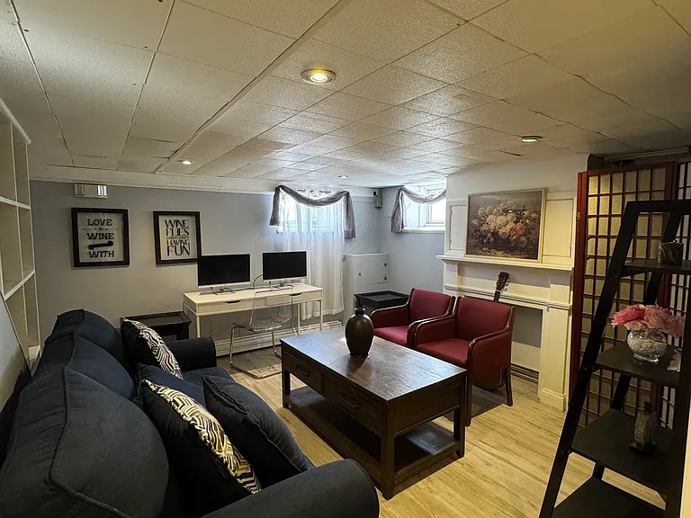 106 Lincoln Ave — Photo 14
