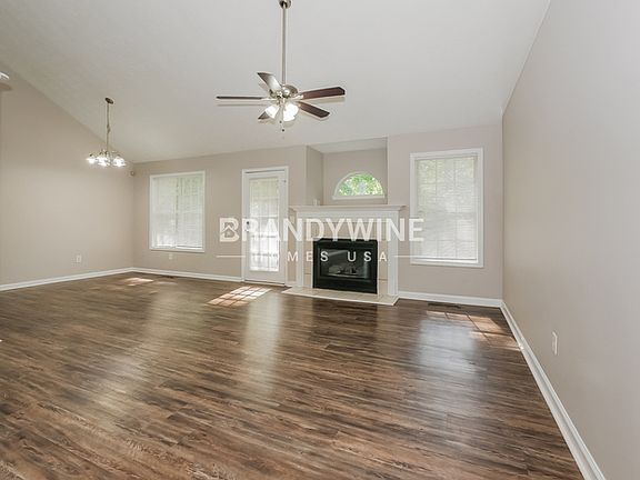 3rd image of 217 Eagles Crest Ct
