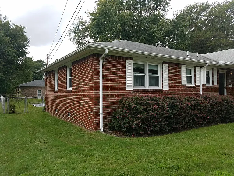 1221 Pascal Pl — Photo 4