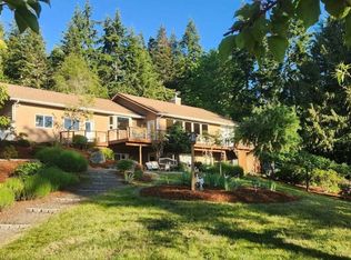 823 Fox Hollow Rd, Sequim, WA 98382