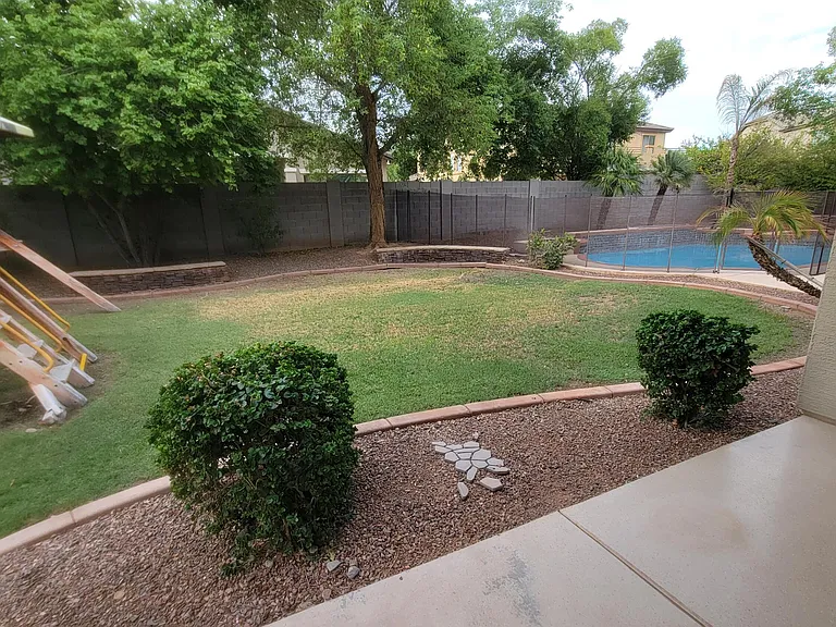 7318 N Kirsten Ave — Photo 43