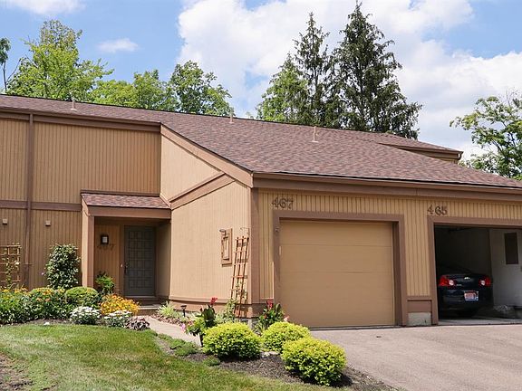 2nd image of 467 Clubhouse Dr