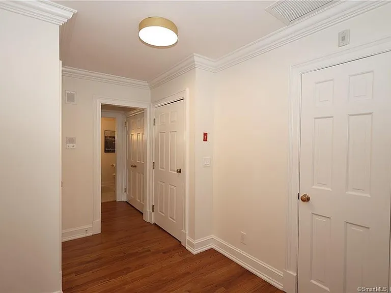 249 Main St #2 — Photo 4