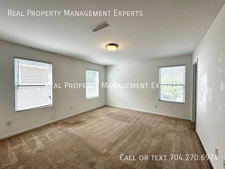 9851 Hanberry Blvd — Photo 10