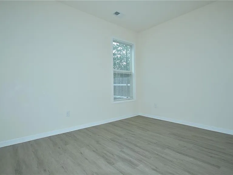3094 Tofte Dr — Photo 15