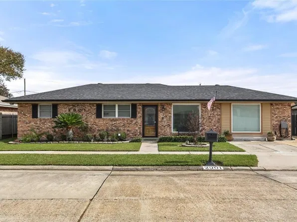 2901 Blanchard Dr, Chalmette, LA 70043