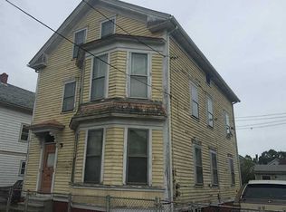 76 Webster Ave, Providence, RI 02909
