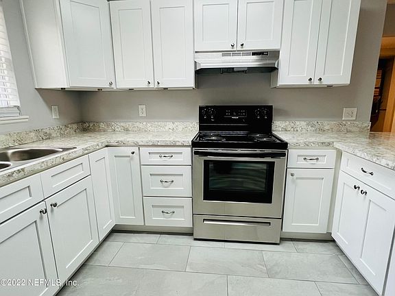 4th image of 3337 Drew St APT 3