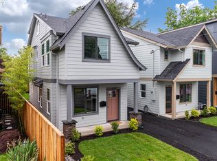 6650 SE 67th Ave, Portland, OR 97206