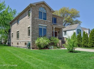 9126 National Ave, Morton Grove, IL