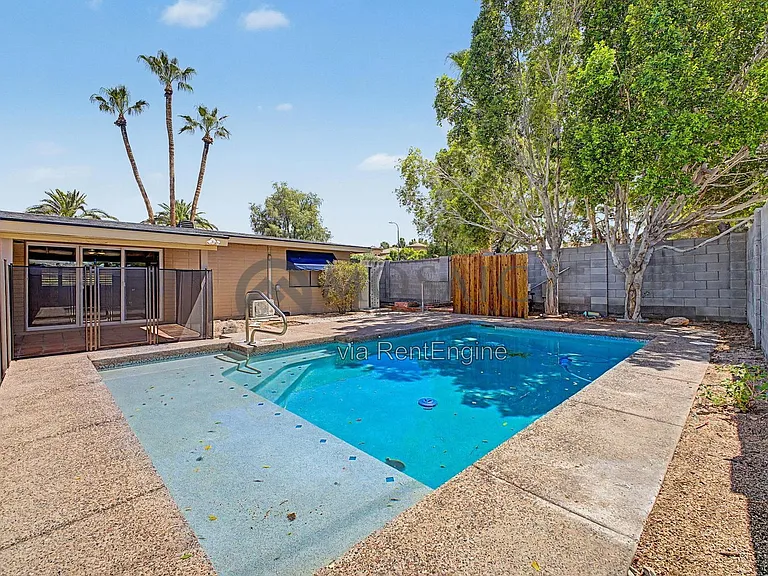 3333 E Medlock Dr — Photo 40