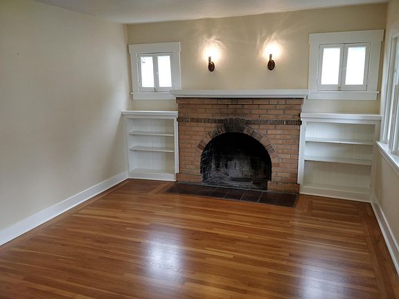4th image of 1866 Park Blvd