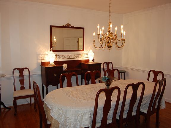 5th image of 12114 Lavershire Ct