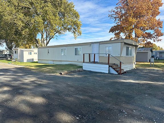 2nd image of 206508 E Bowles Rd #4