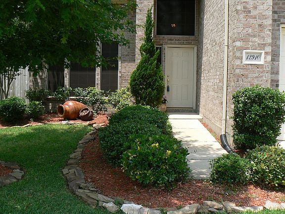 2nd image of 12910 Stratford Mill Ln