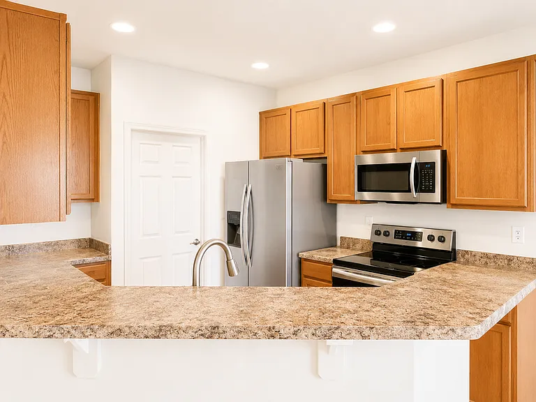 10902 Perry Pear Dr — Photo 9