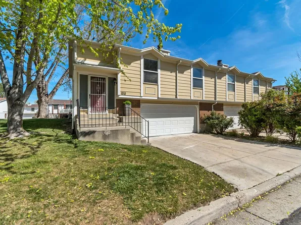 1212 W Middlesex Rd, Taylorsville, UT 84123