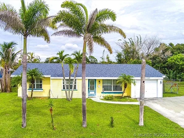 1357 SE Oakmont Ln, Port Saint Lucie, FL 34952