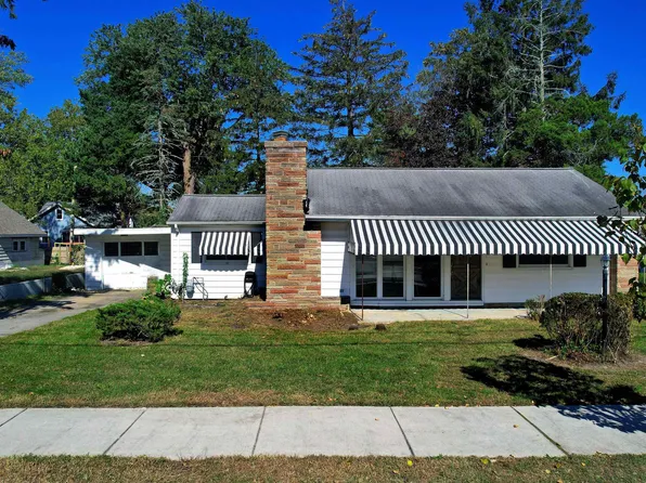38 Plaza Pl, Pleasantville, NJ 08232