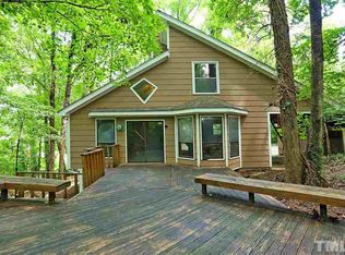 1216 Roosevelt Dr, Chapel Hill, NC 27514