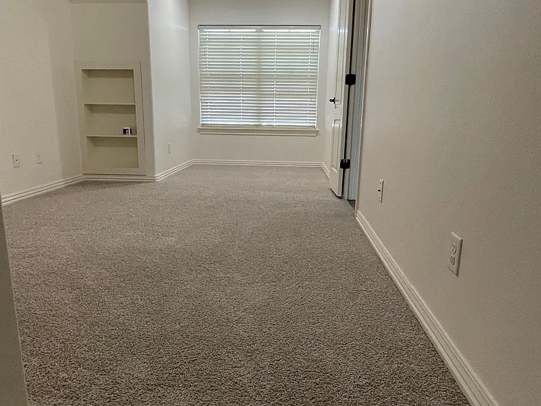 4201 Layton Rd — Photo 27