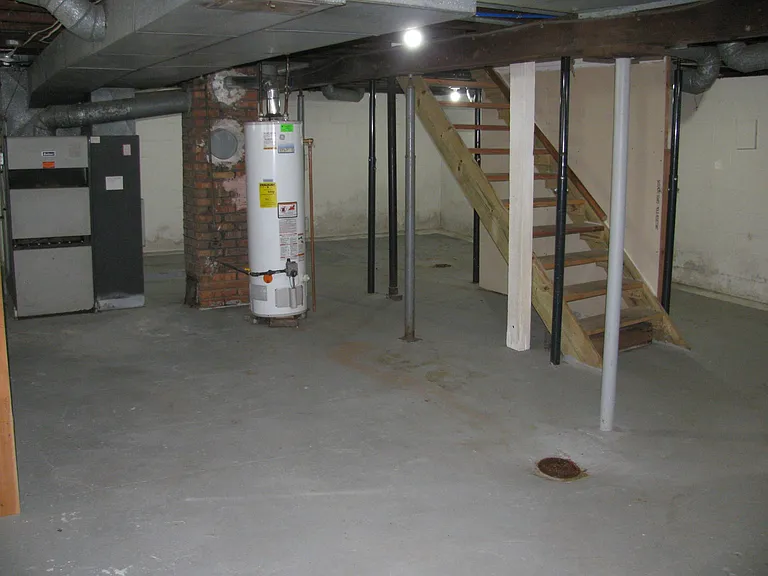 914 Middle St — Photo 19
