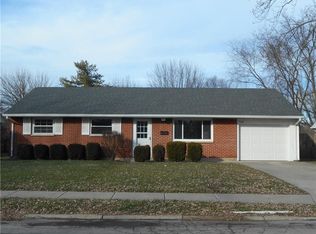 426 Merrymaid Dr, Englewood, OH